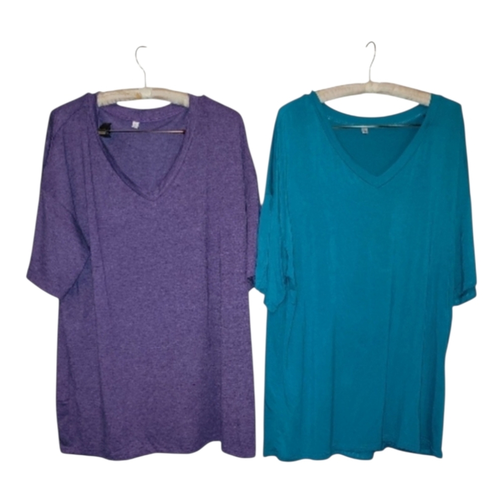 Bundle Of 2 Short Sleeved V- Neck T-shirts L Long Workout Casual